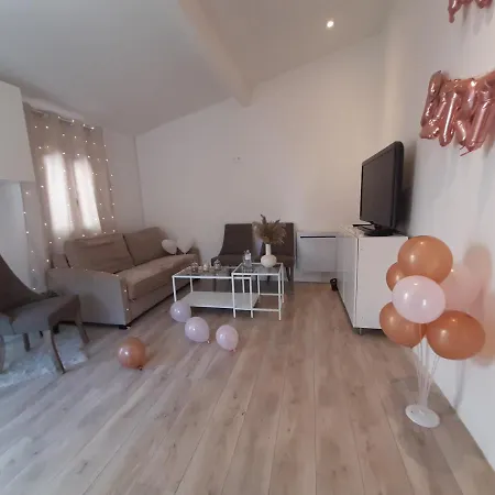 Apartmán Logement Entier,Netflix, Jacuzzi En Option *