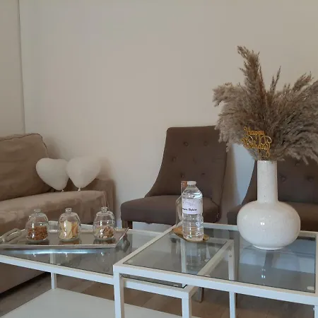 Logement Entier,Netflix, Jacuzzi En Option Argenteuil
