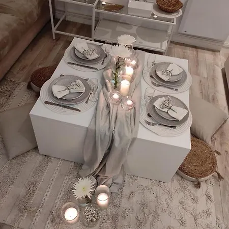 Logement Entier,Netflix, Jacuzzi En Option Argenteuil