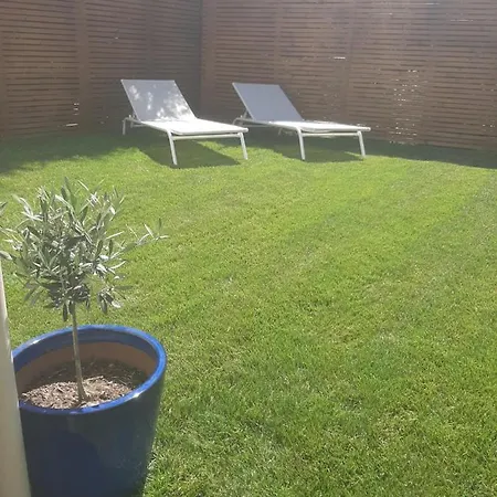 Love Room,jacuzzi Privatif, Netflix * Argenteuil